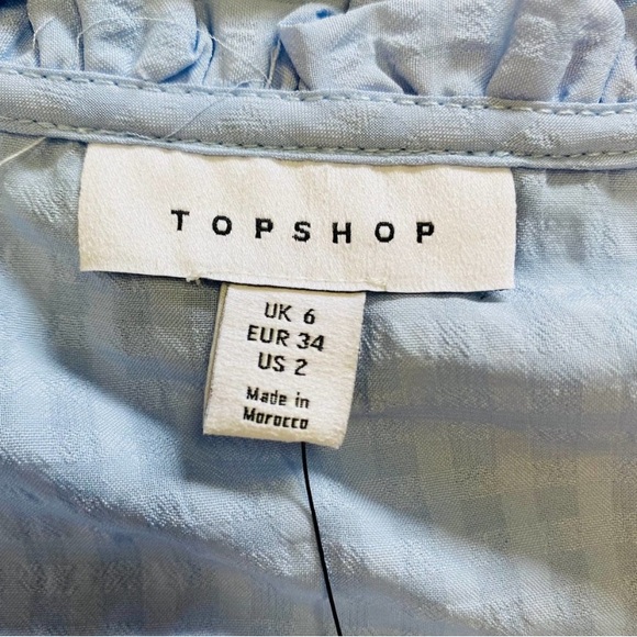 025 - TOPSHOP Light Blue Gingham
Sweetheart Neck Ruffle Puff Sleeve Crop Top 2 - Picture 4 of 12